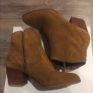 Aldo Marecchia ankle booties